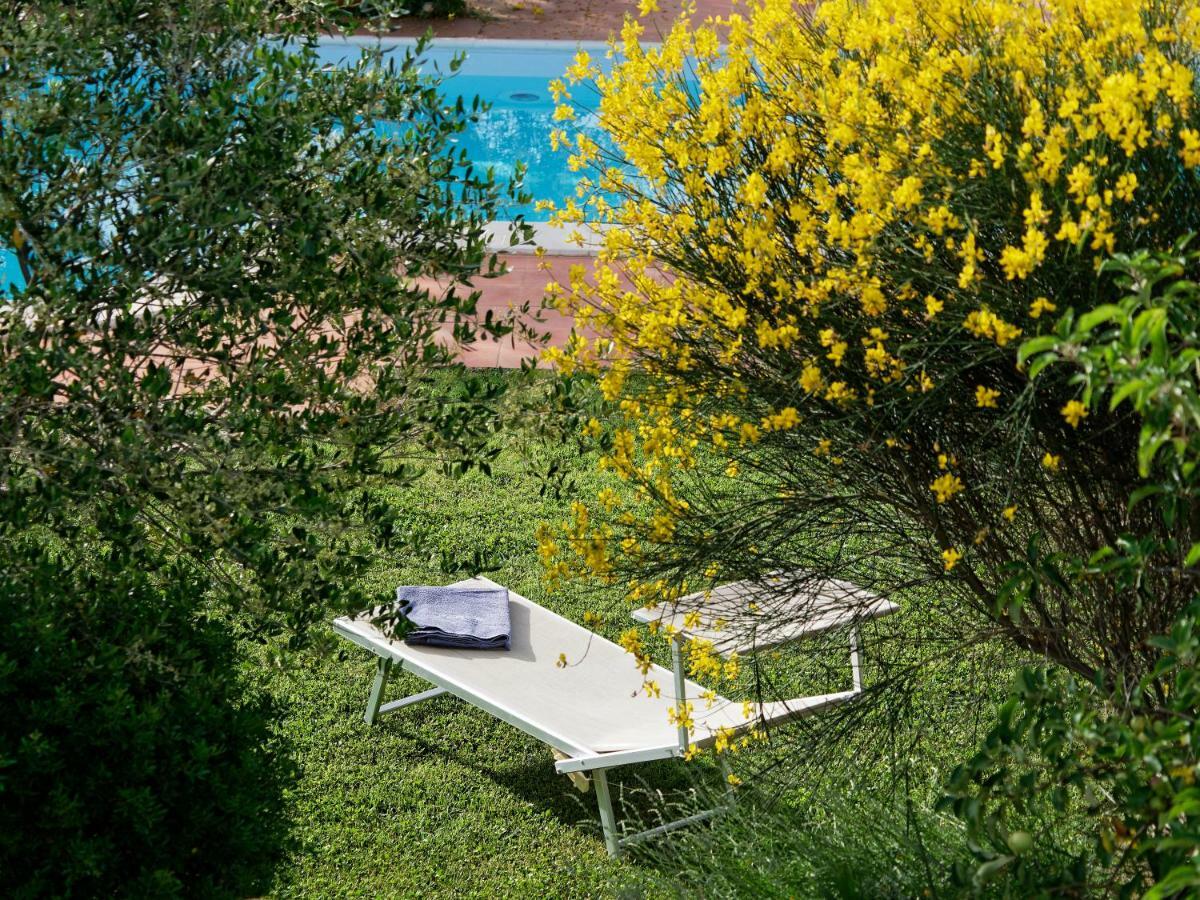 Terra Sessana Ville E Trullo Con Piscina Privata Ostuni Bagian luar foto